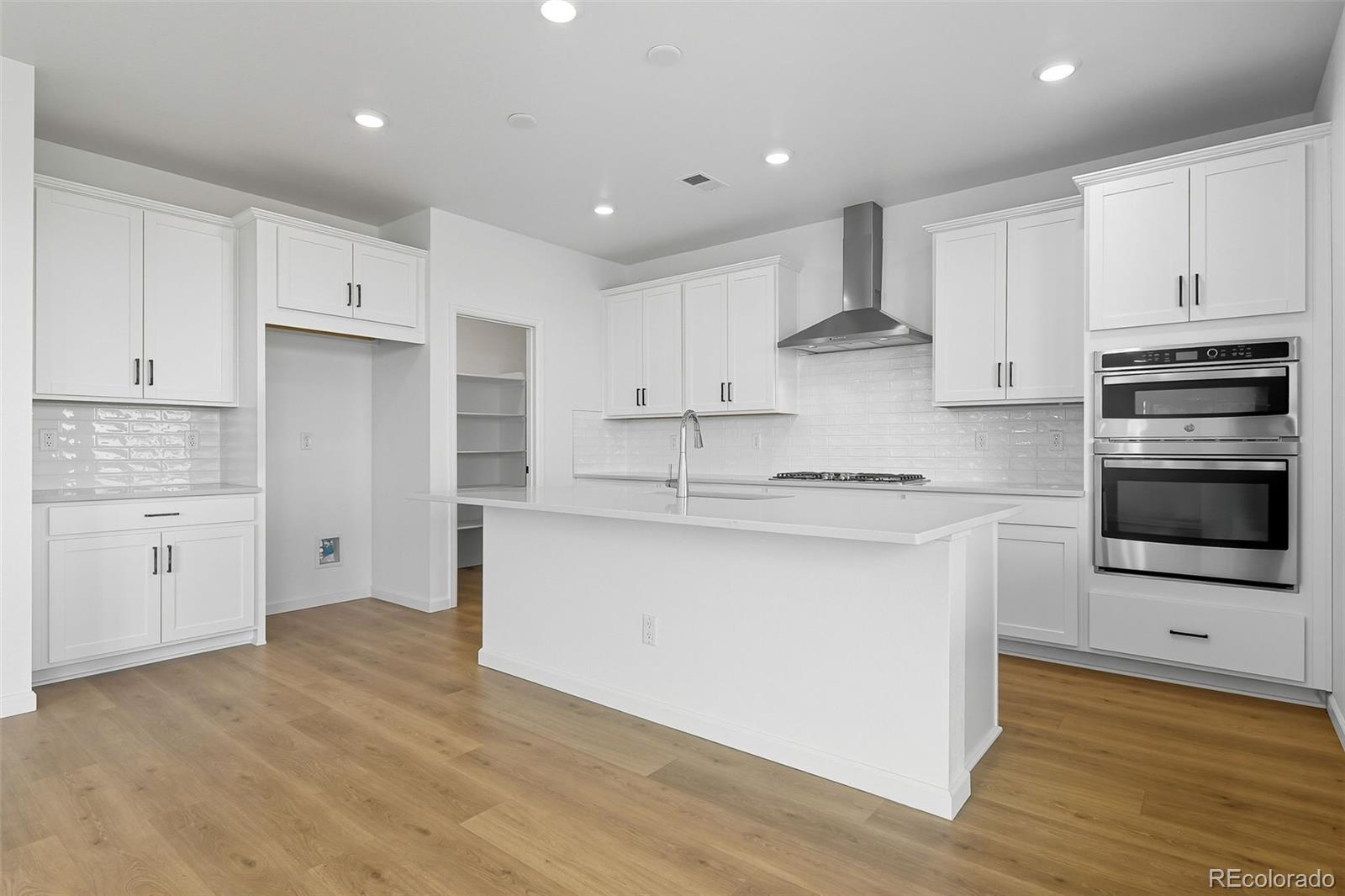 MLS Image #19 for 3639  recess lane,castle rock, Colorado