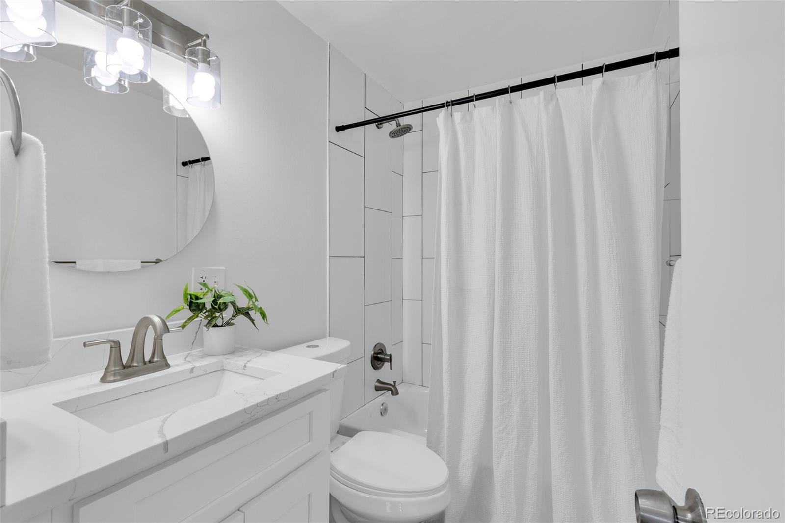 MLS Image #16 for 2921 e colorado avenue,denver, Colorado