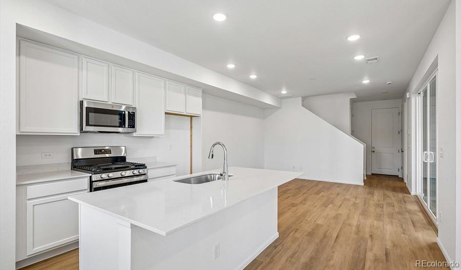 MLS Image #6 for 17185 e alameda parkway,aurora, Colorado