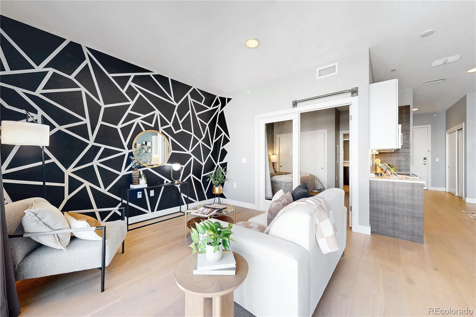 MLS Image #5 for 2525  arapahoe street rd305,denver, Colorado