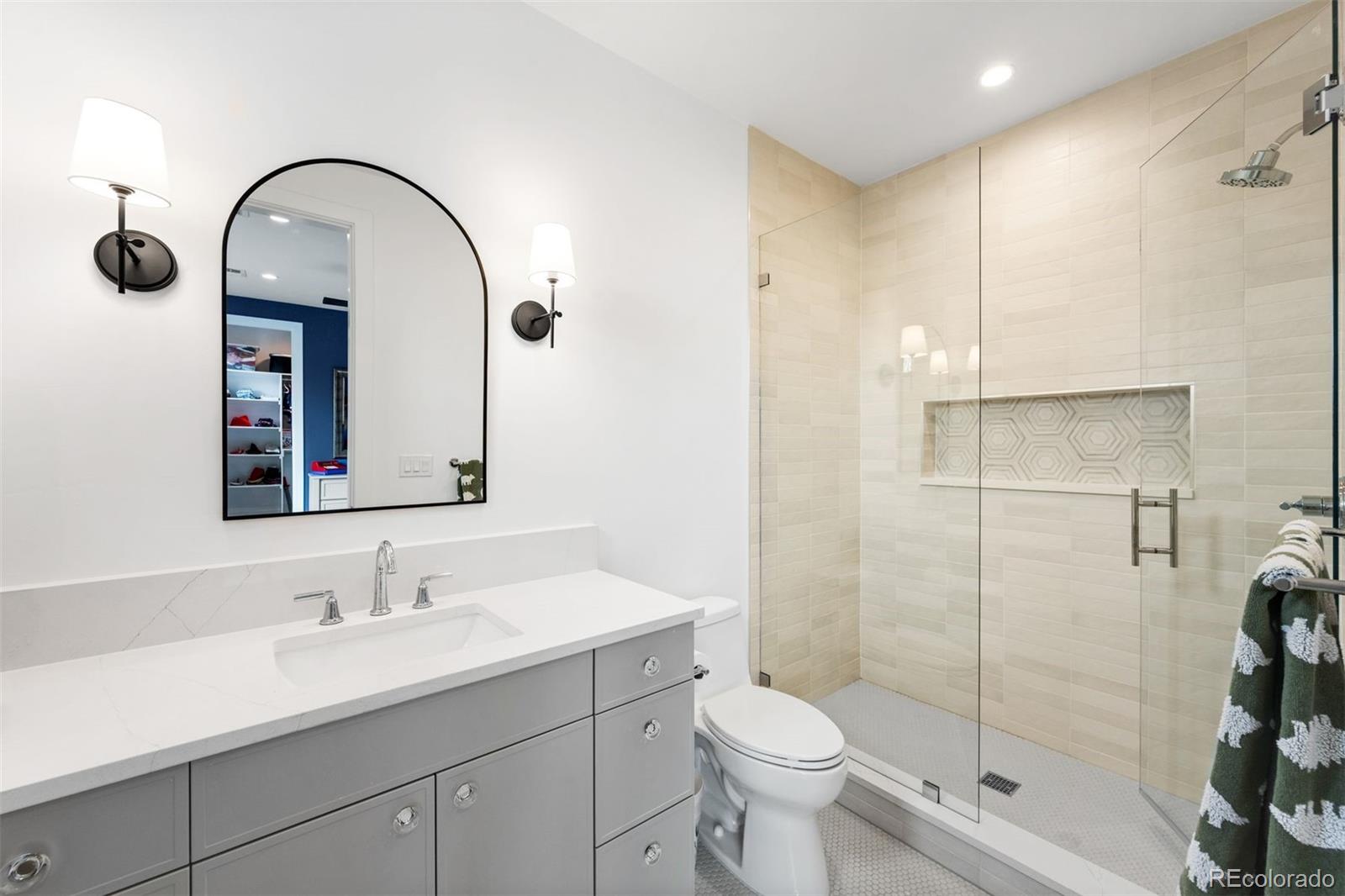 MLS Image #22 for 2697 s clayton street,denver, Colorado