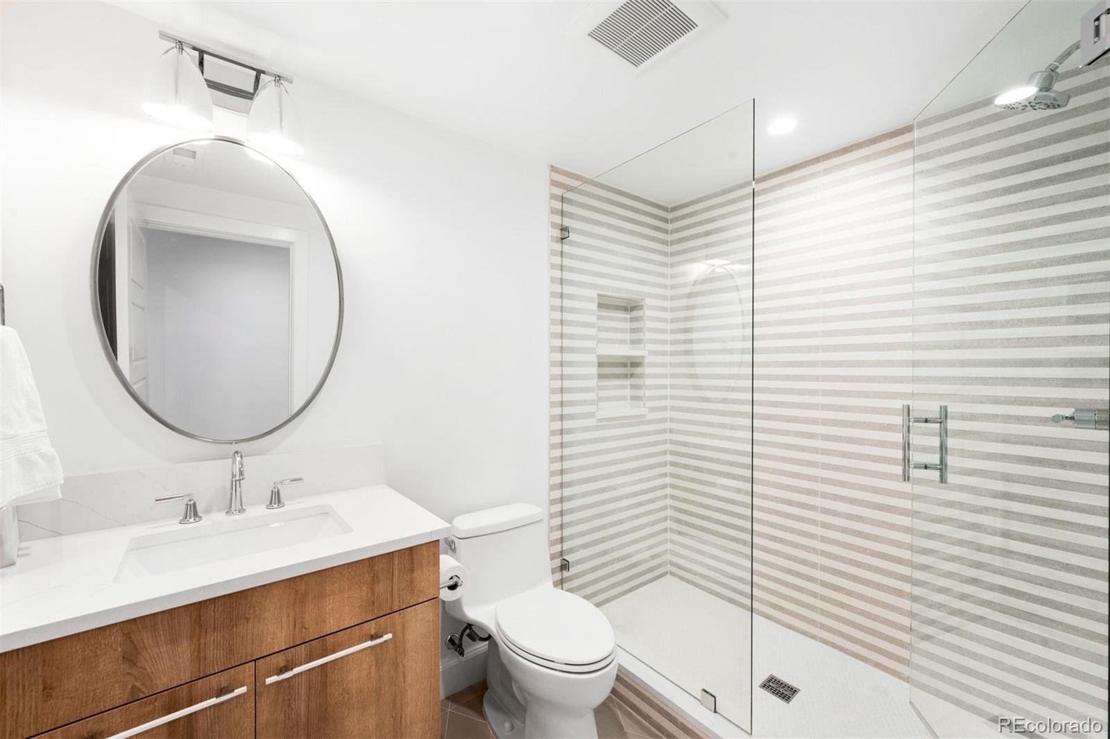 MLS Image #37 for 2697 s clayton street,denver, Colorado