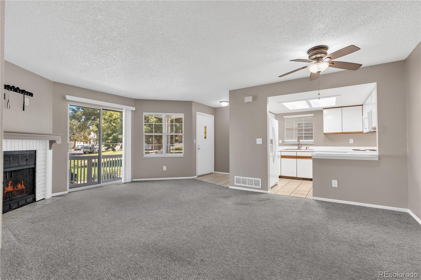 MLS Image #7 for 12524 e pacific circle,aurora, Colorado