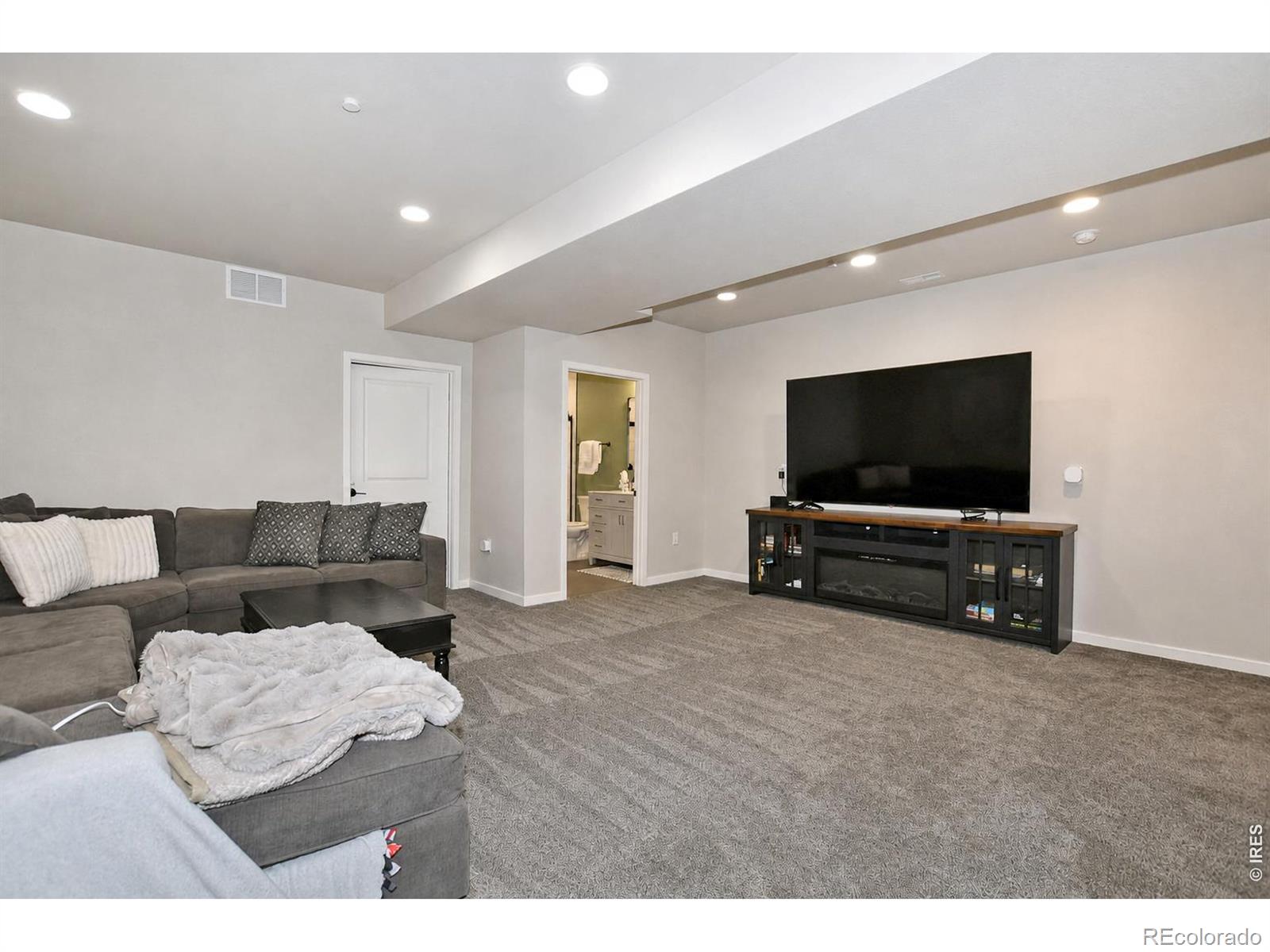 MLS Image #37 for 2720  sykes drive,fort collins, Colorado