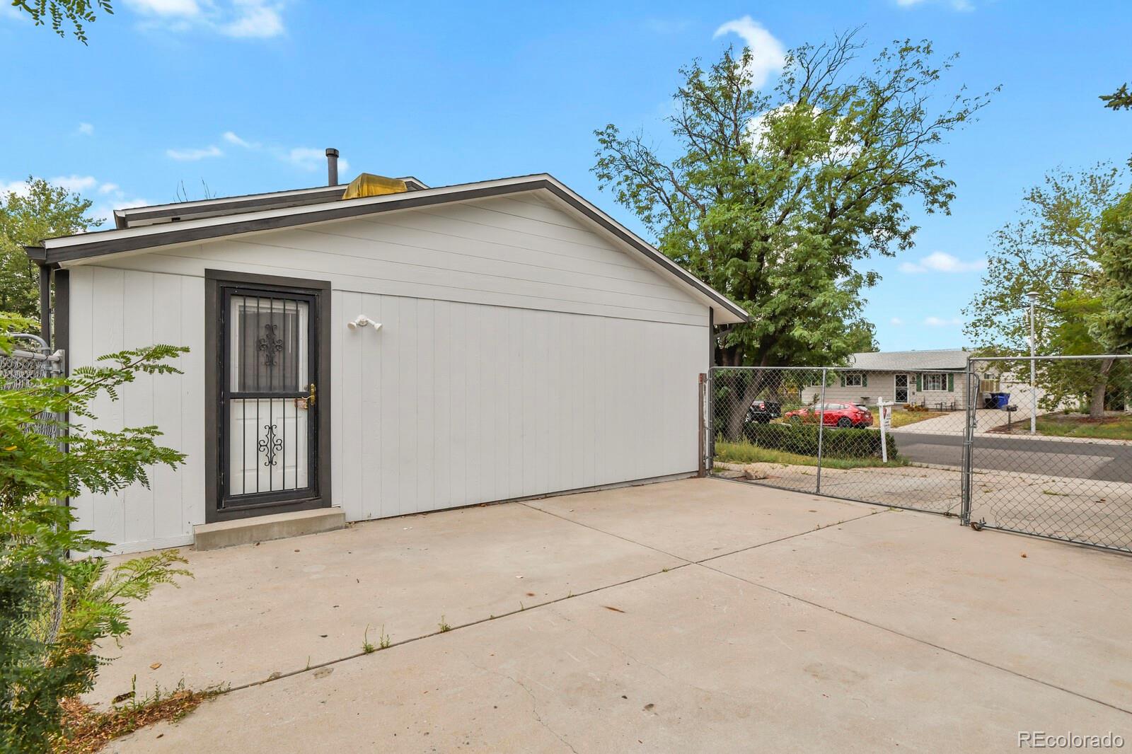 MLS Image #20 for 15977 e 17th place,aurora, Colorado