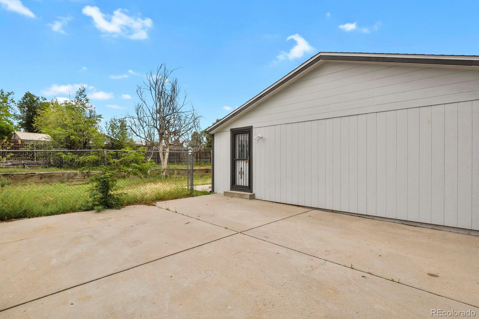 MLS Image #21 for 15977 e 17th place,aurora, Colorado