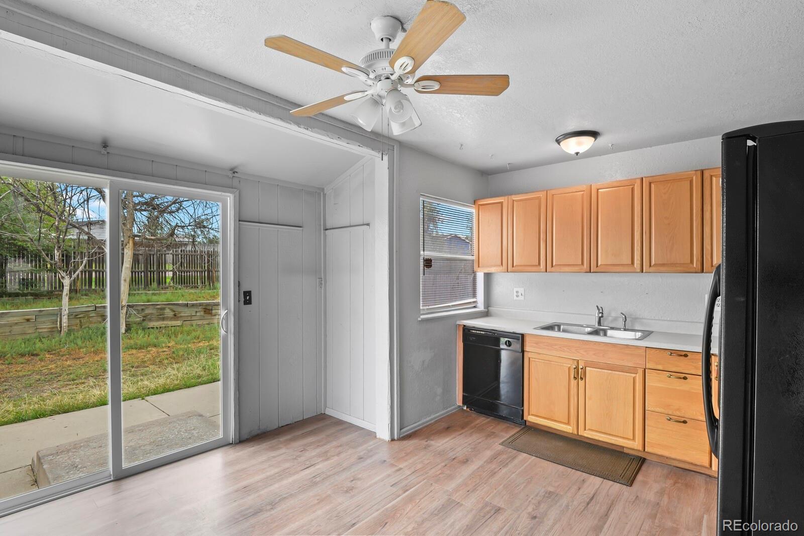 MLS Image #4 for 15977 e 17th place,aurora, Colorado