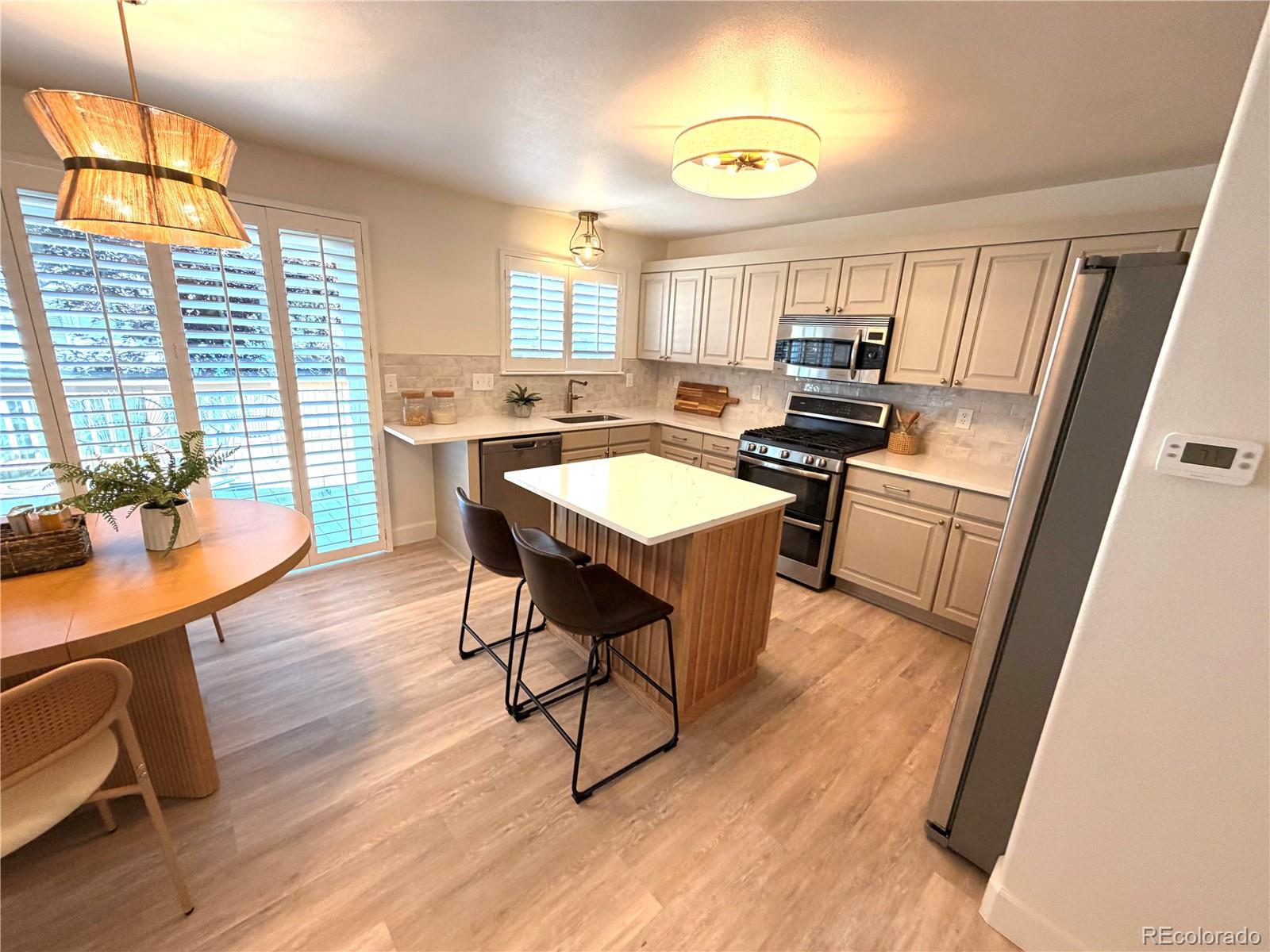 MLS Image #5 for 4829  tarcoola lane,highlands ranch, Colorado