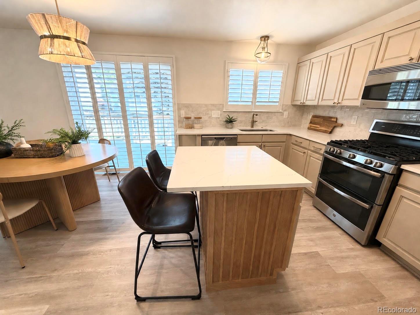 MLS Image #6 for 4829  tarcoola lane,highlands ranch, Colorado