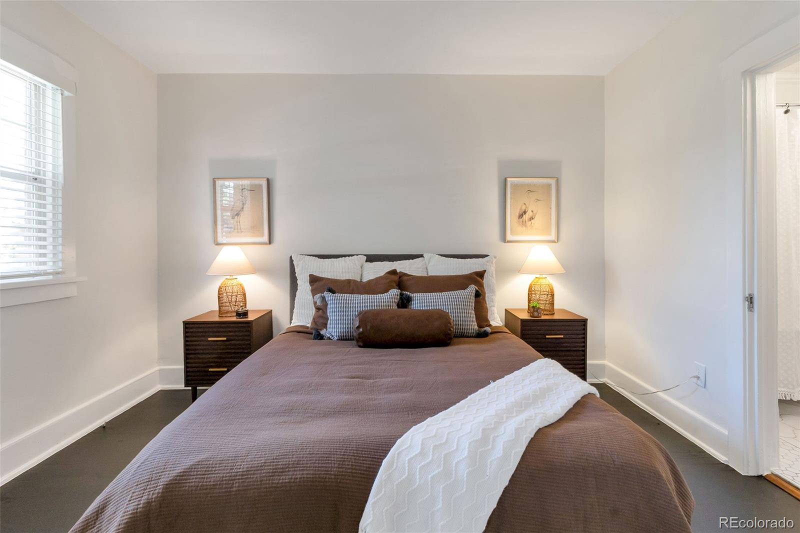 MLS Image #10 for 2616 n high street,denver, Colorado