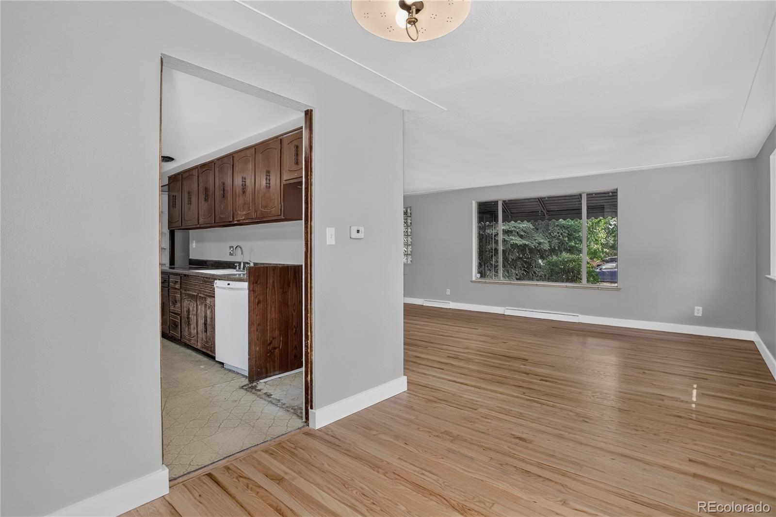 MLS Image #10 for 8395 w 17th avenue,lakewood, Colorado
