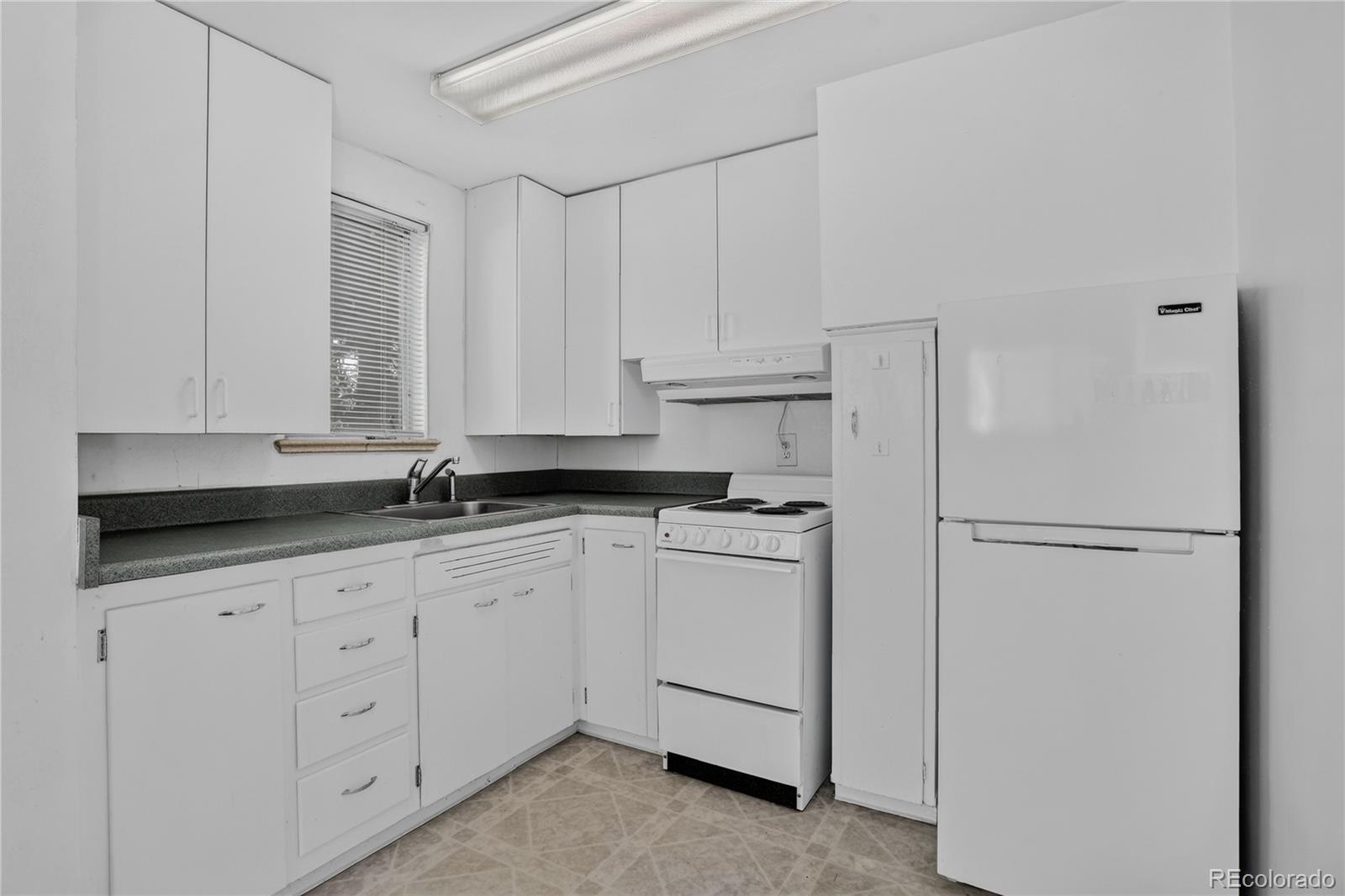 MLS Image #26 for 8395 w 17th avenue,lakewood, Colorado