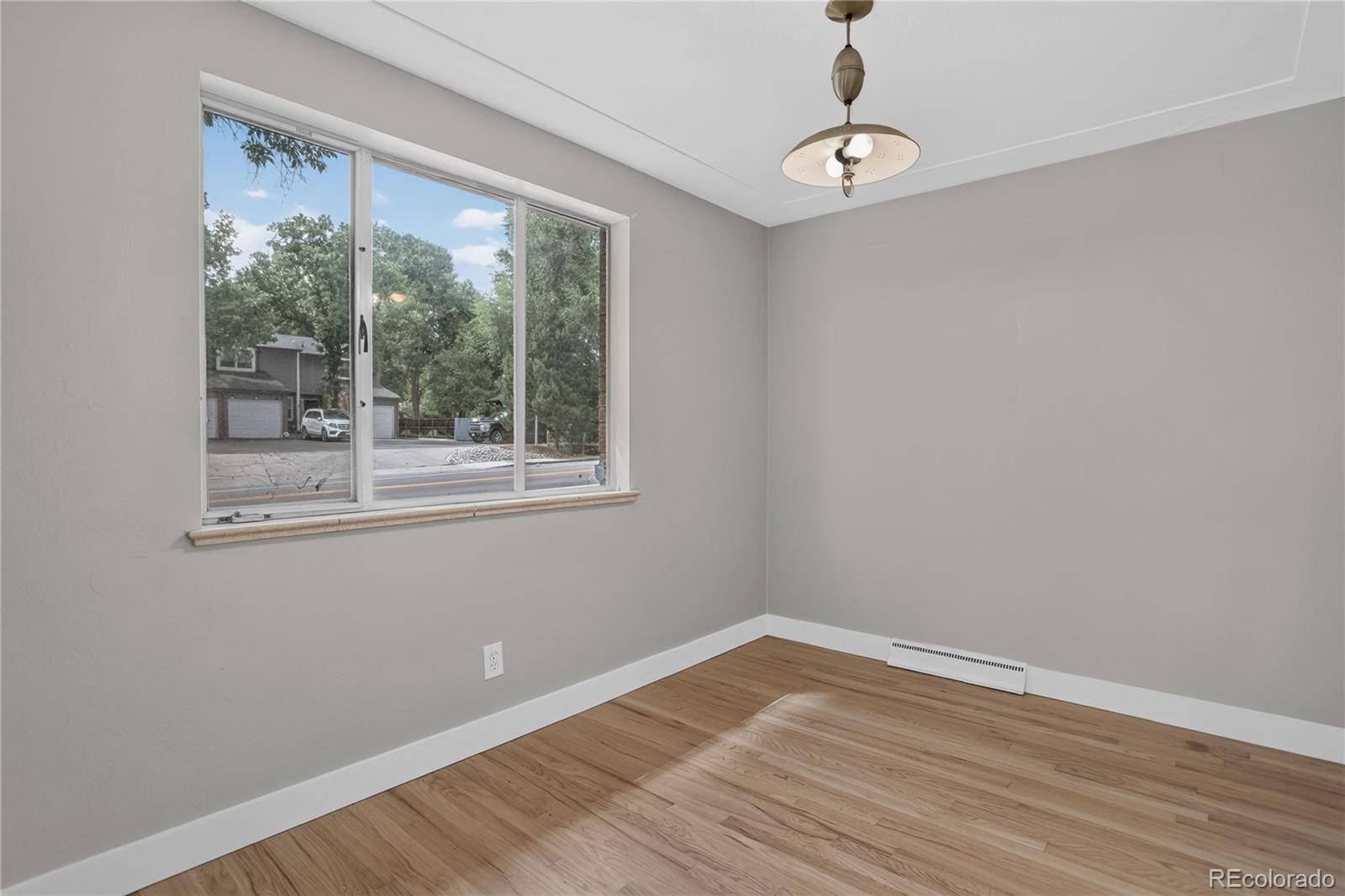 MLS Image #8 for 8395 w 17th avenue,lakewood, Colorado