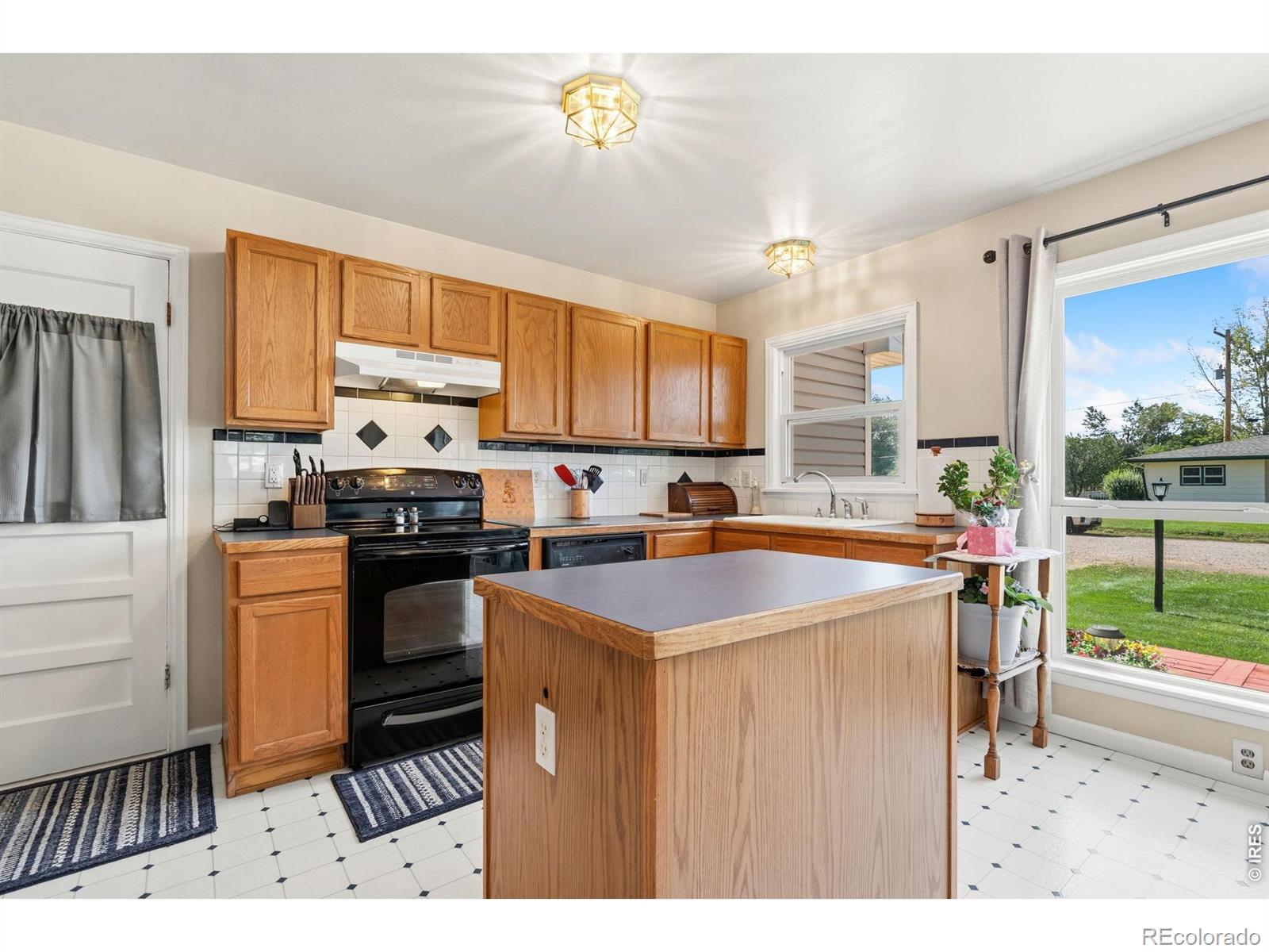 MLS Image #12 for 2918  cherry lane,fort collins, Colorado