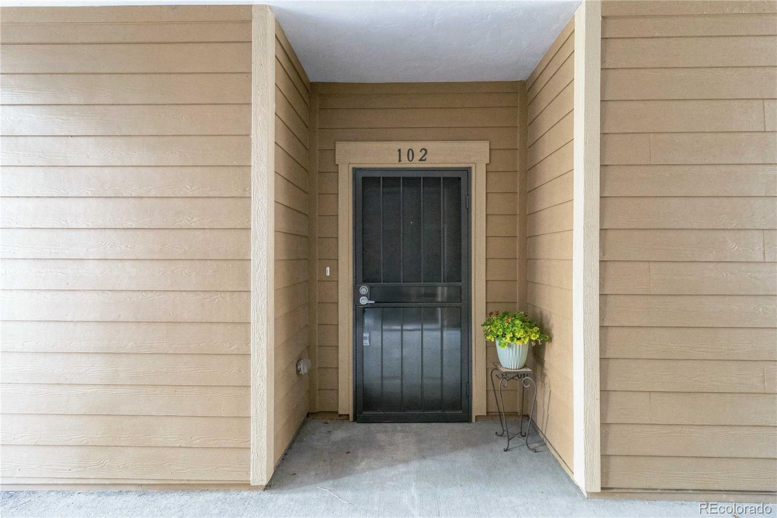MLS Image #3 for 10052 w ute place,littleton, Colorado