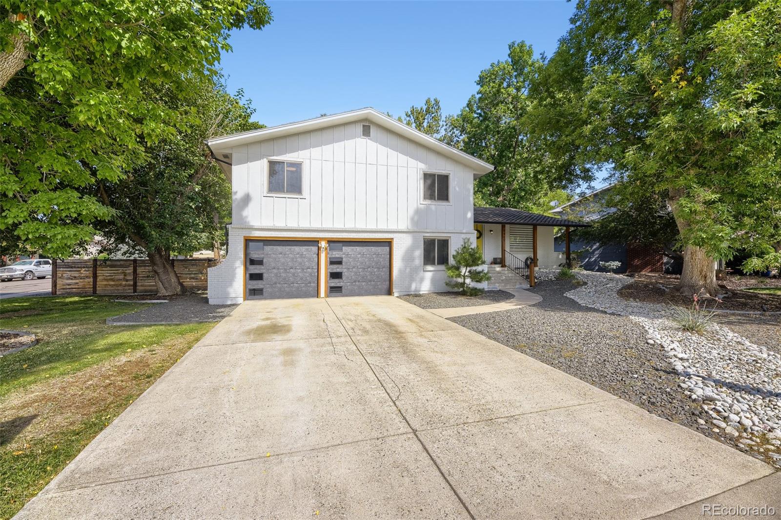 MLS Image #3 for 8469 w vassar drive,denver, Colorado