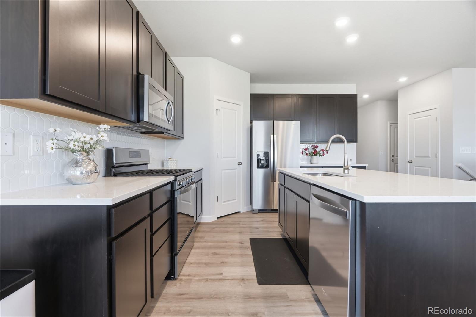 MLS Image #11 for 5835  red barn avenue,mead, Colorado
