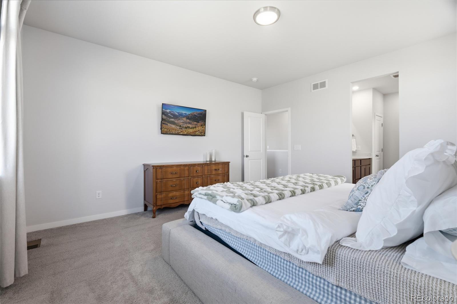 MLS Image #18 for 5835  red barn avenue,mead, Colorado