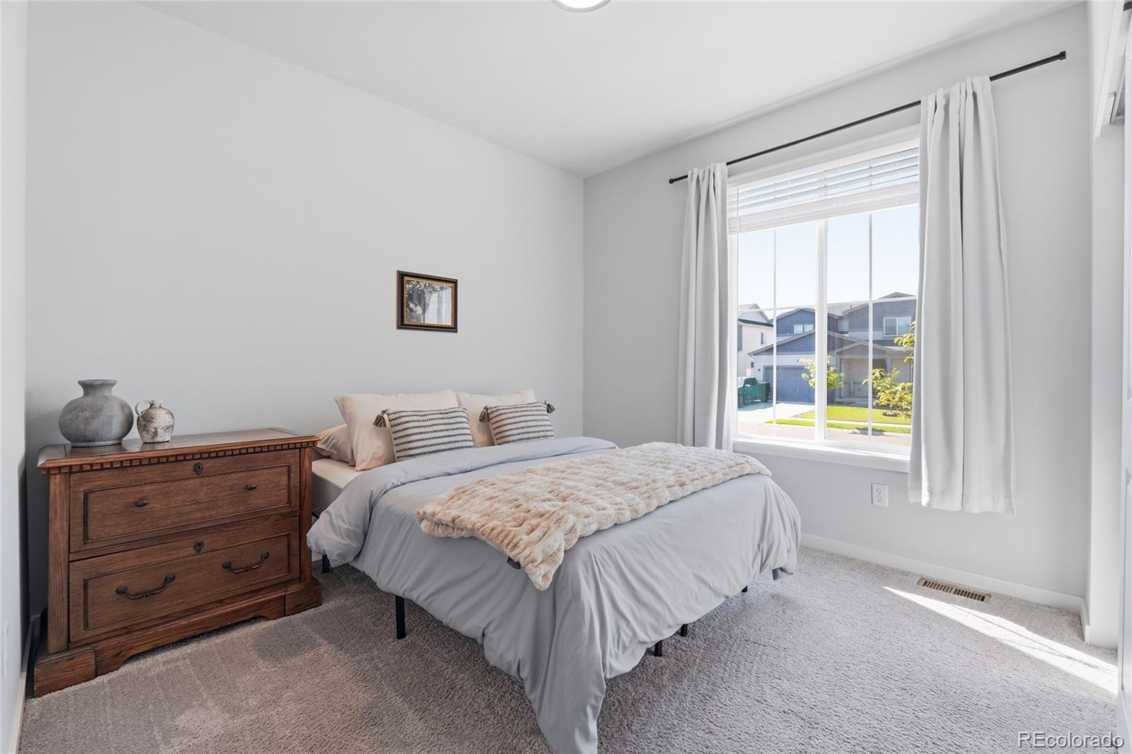 MLS Image #4 for 5835  red barn avenue,mead, Colorado
