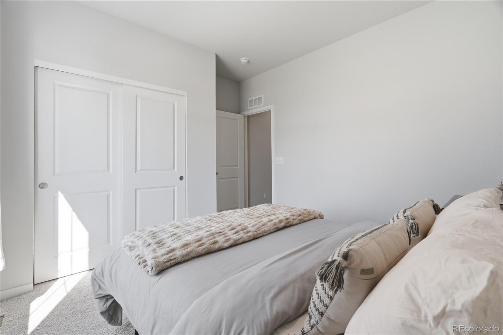 MLS Image #5 for 5835  red barn avenue,mead, Colorado