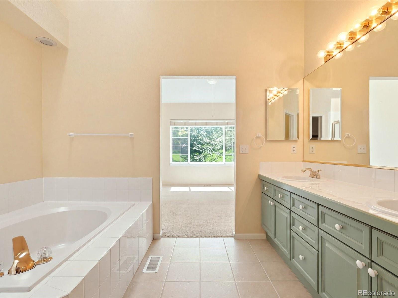 MLS Image #27 for 9805  carmel court,lone tree, Colorado