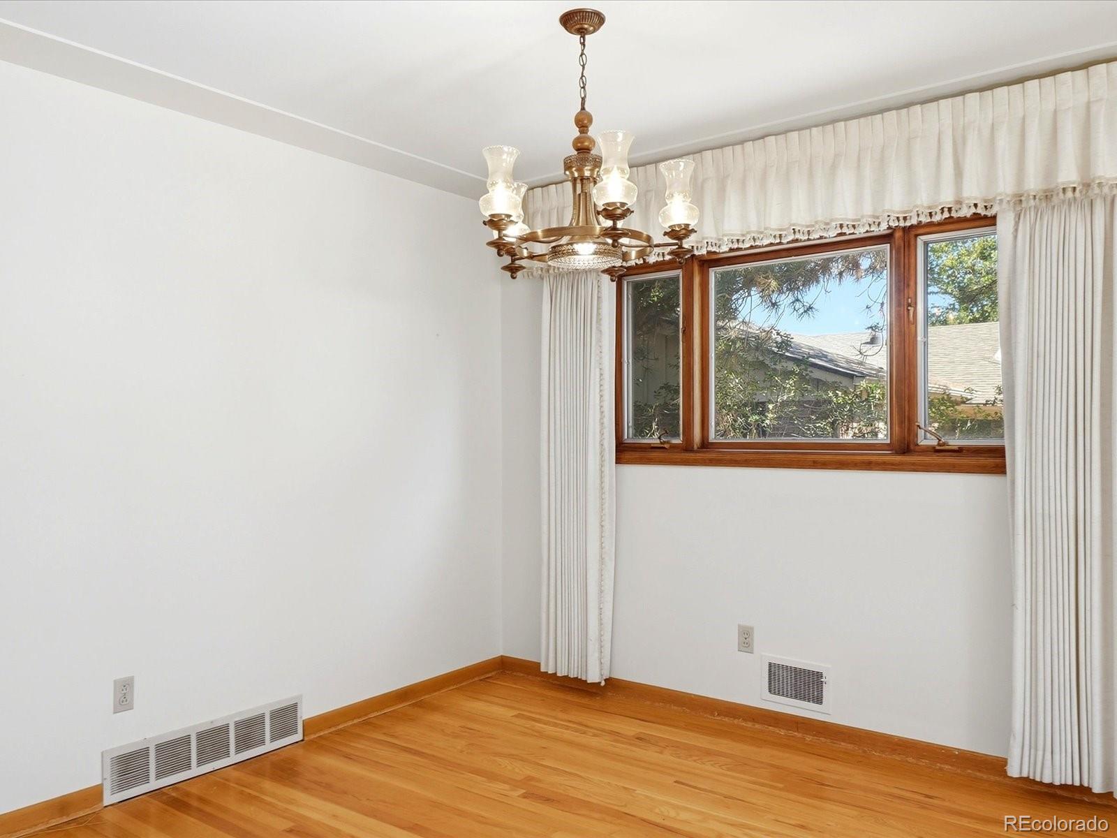 MLS Image #14 for 275  moline street,aurora, Colorado