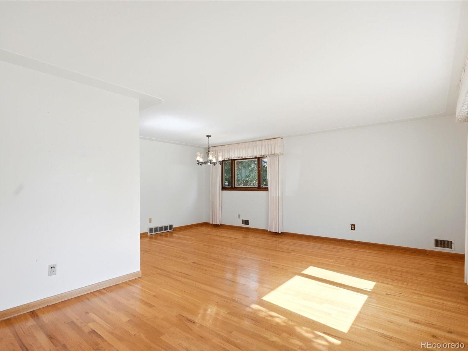 MLS Image #9 for 275  moline street,aurora, Colorado