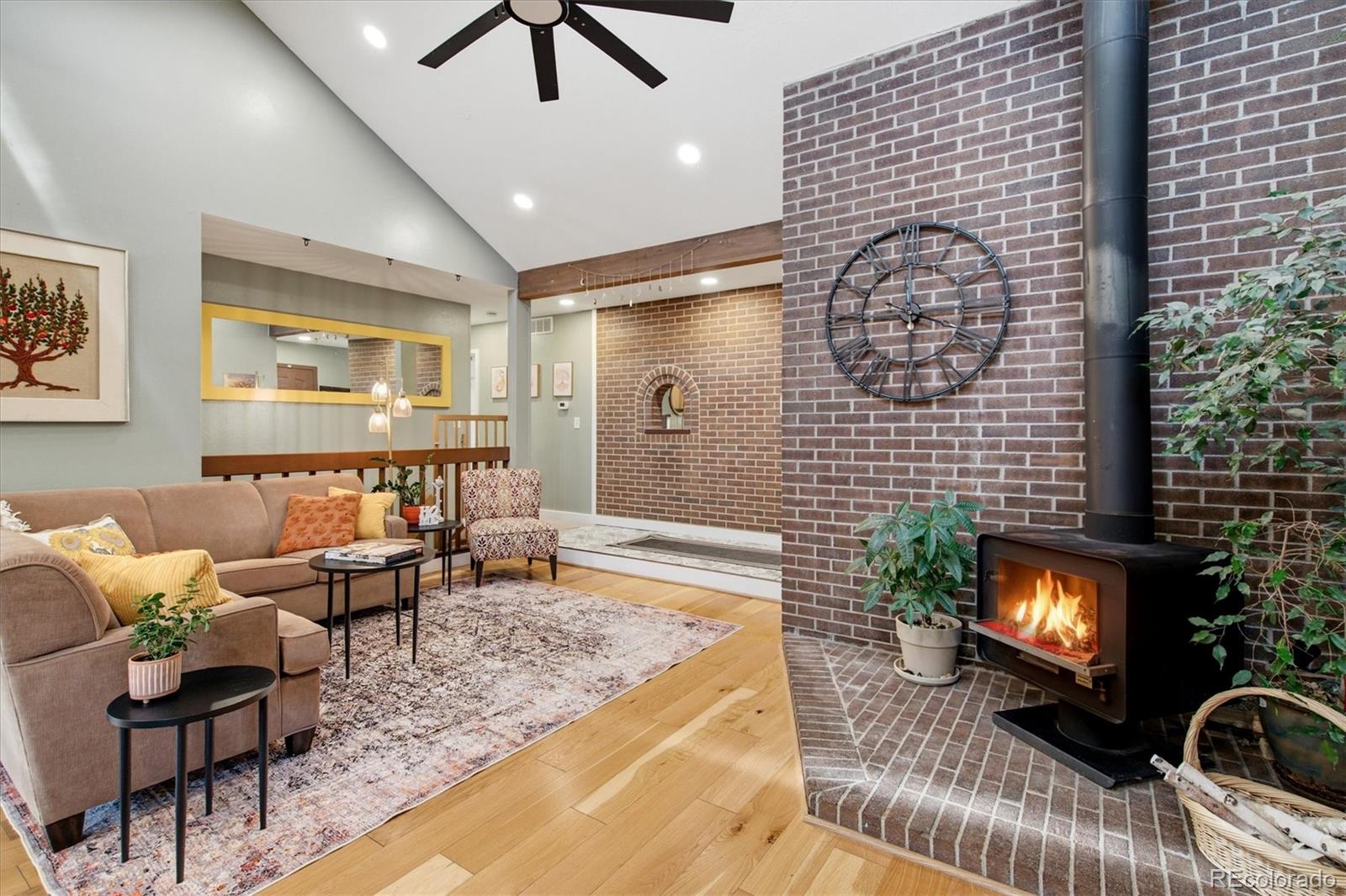 MLS Image #3 for 643  brentwood street,lakewood, Colorado