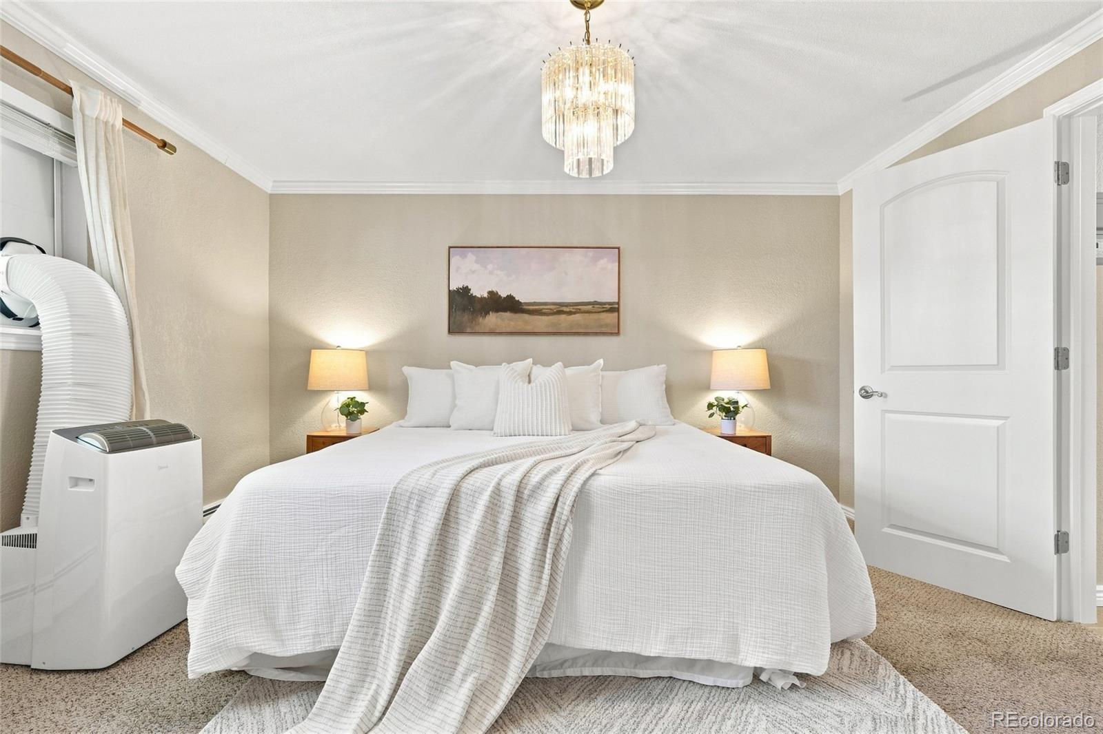 MLS Image #28 for 1151 n marion street,denver, Colorado