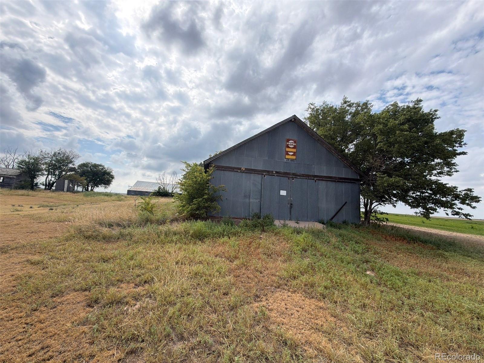 MLS Image #38 for 40201  county road yy ,otis, Colorado