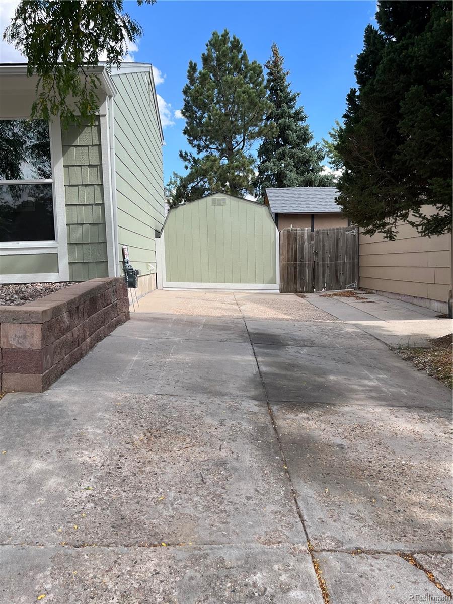 MLS Image #2 for 20672 e batavia drive,aurora, Colorado