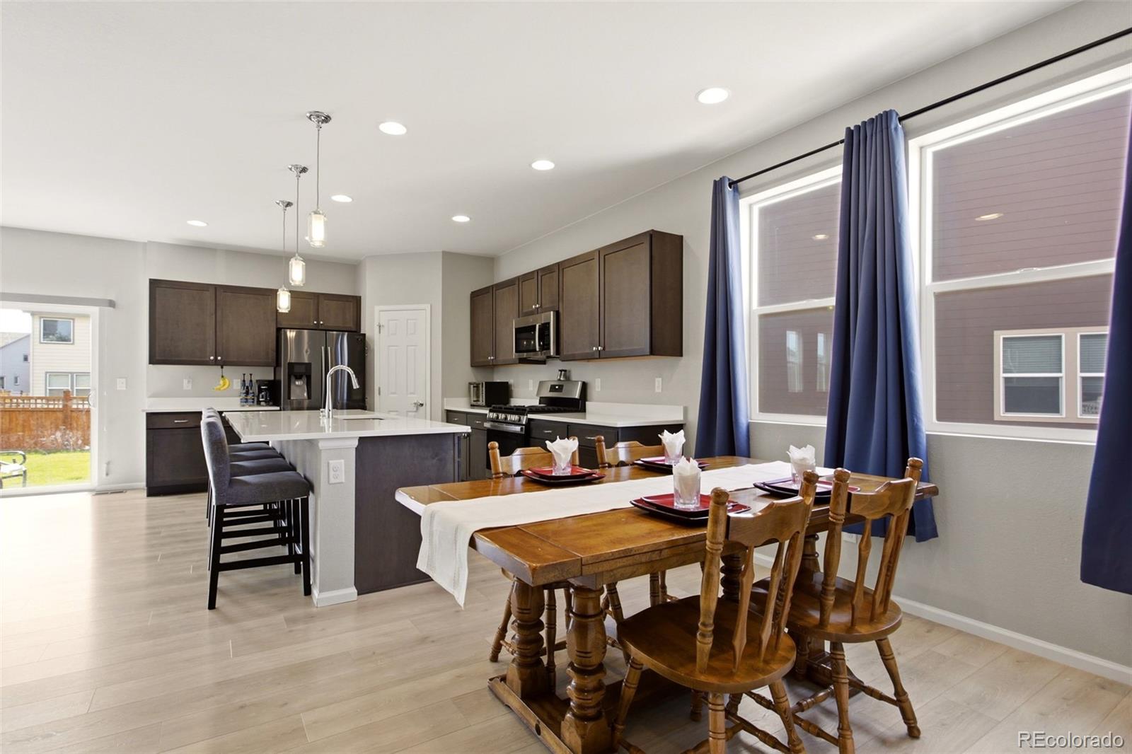 MLS Image #10 for 6567 n ceylon street,denver, Colorado