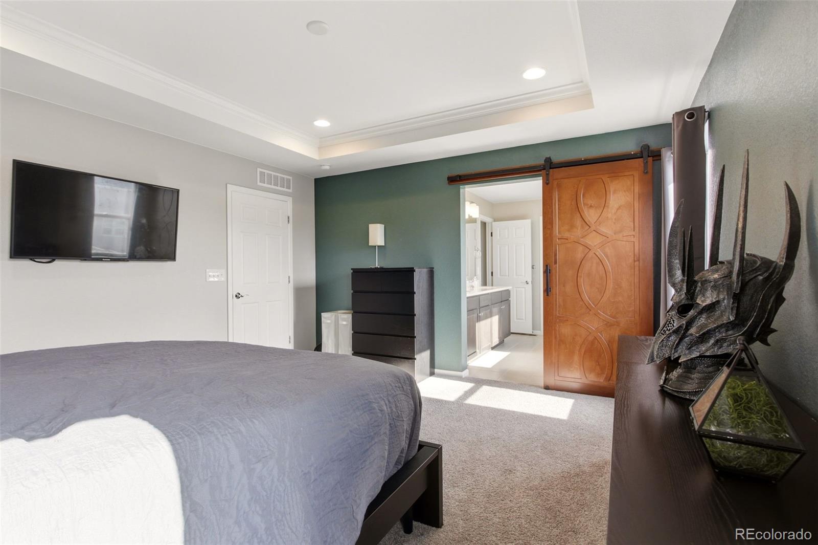 MLS Image #14 for 6567 n ceylon street,denver, Colorado