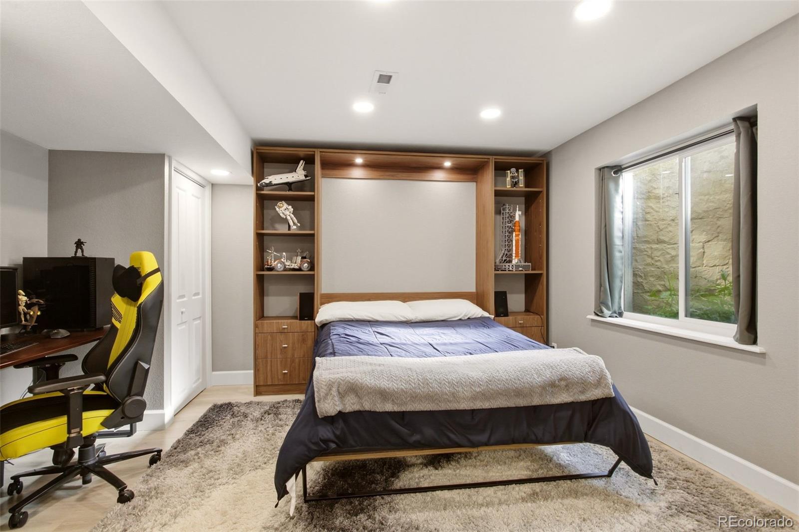 MLS Image #25 for 6567 n ceylon street,denver, Colorado