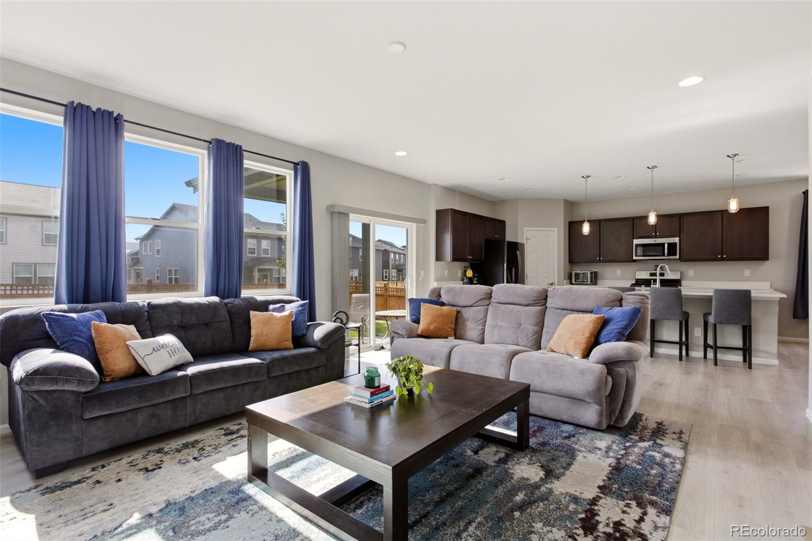 MLS Image #5 for 6567 n ceylon street,denver, Colorado