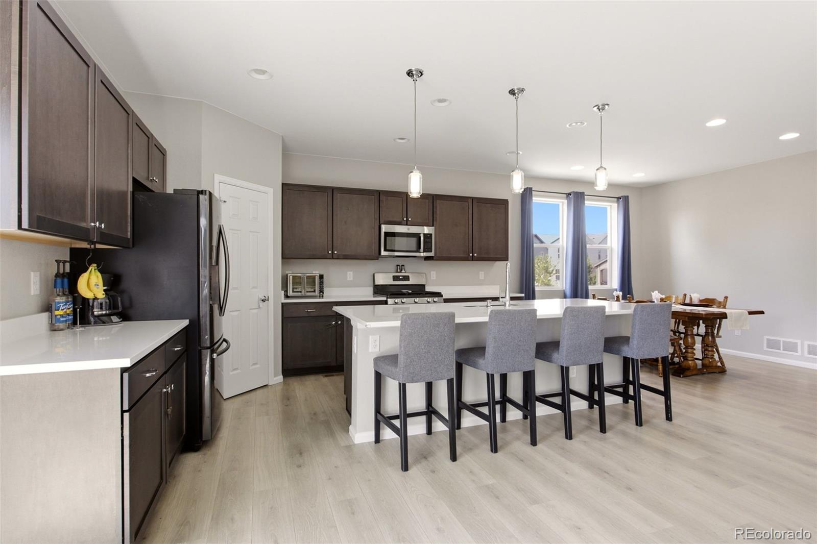 MLS Image #6 for 6567 n ceylon street,denver, Colorado