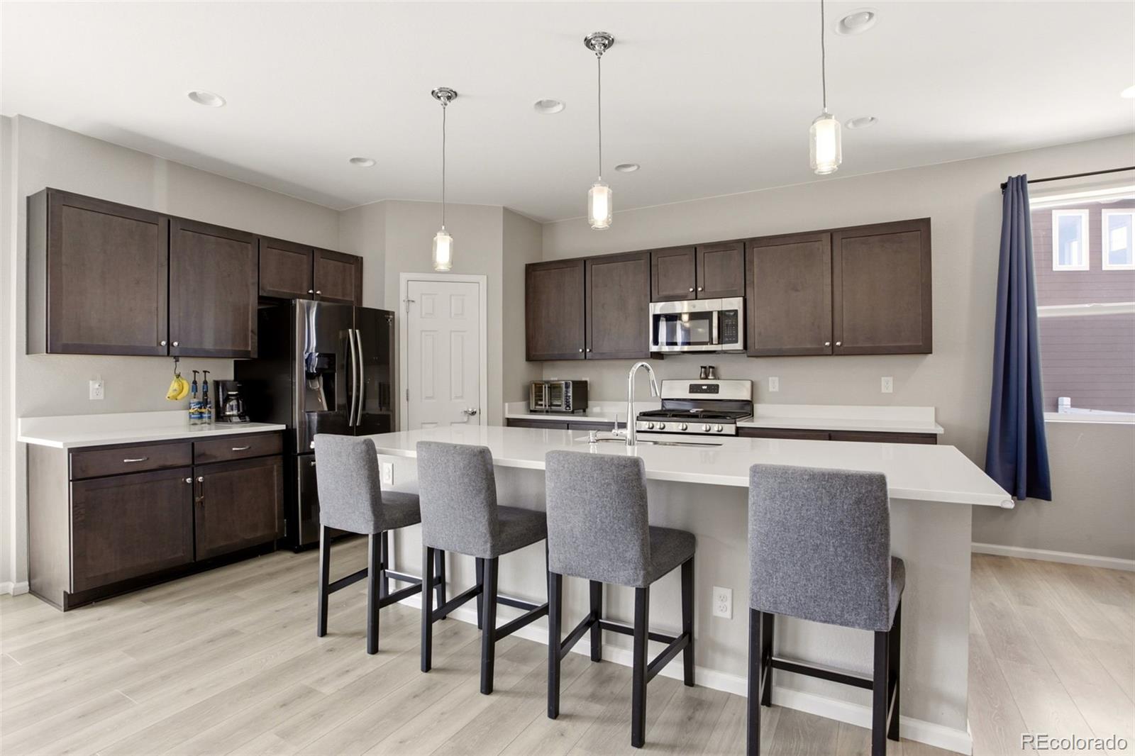MLS Image #7 for 6567 n ceylon street,denver, Colorado