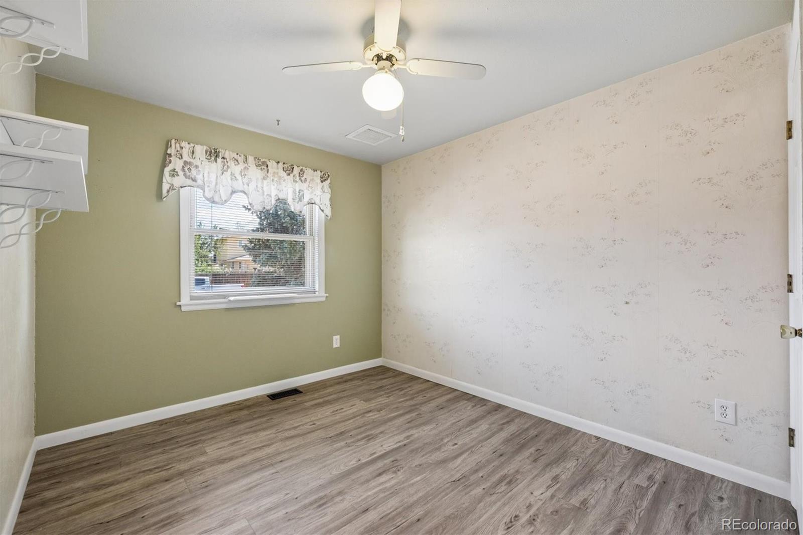 MLS Image #11 for 8831  monroe street,denver, Colorado
