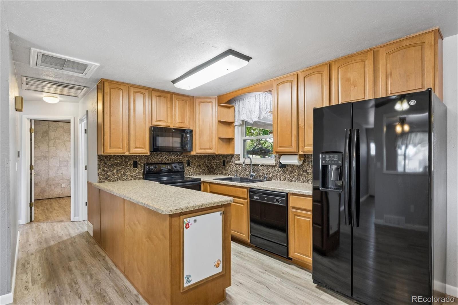 MLS Image #6 for 8831  monroe street,denver, Colorado