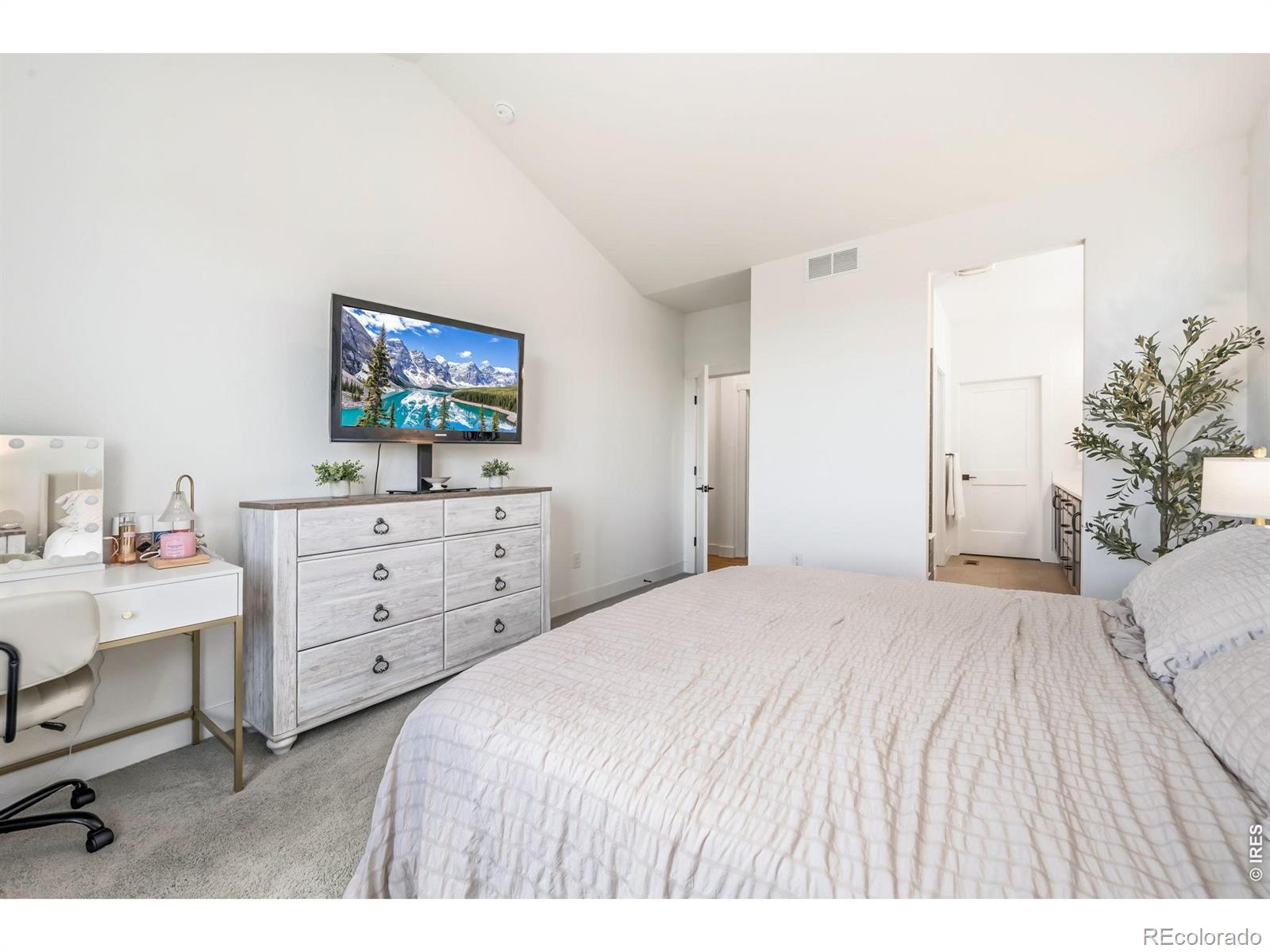 MLS Image #10 for 761  muturu road,johnstown, Colorado