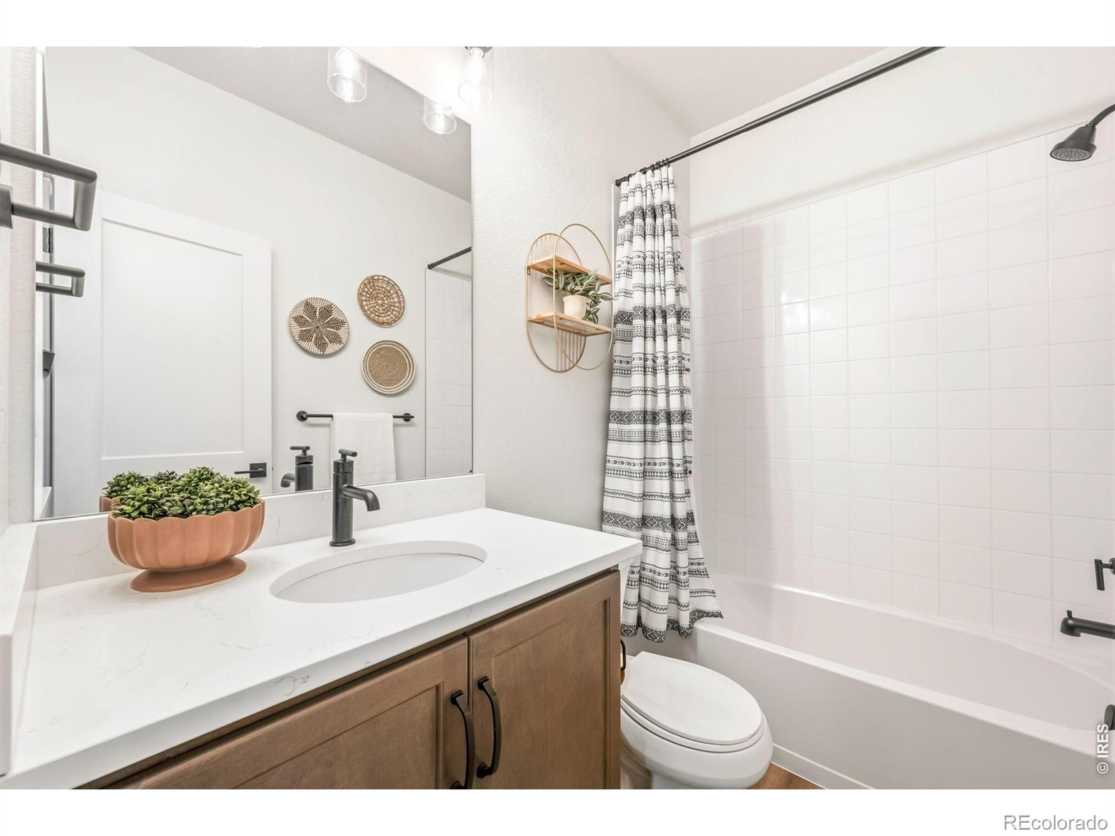 MLS Image #15 for 761  muturu road,johnstown, Colorado