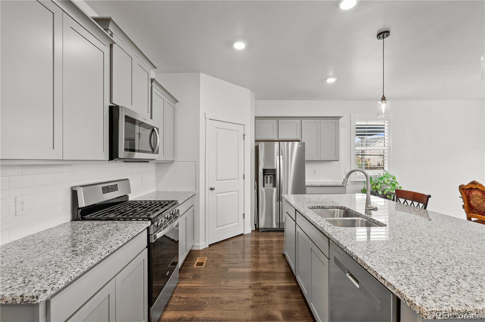 MLS Image #9 for 24 s vandriver way,aurora, Colorado