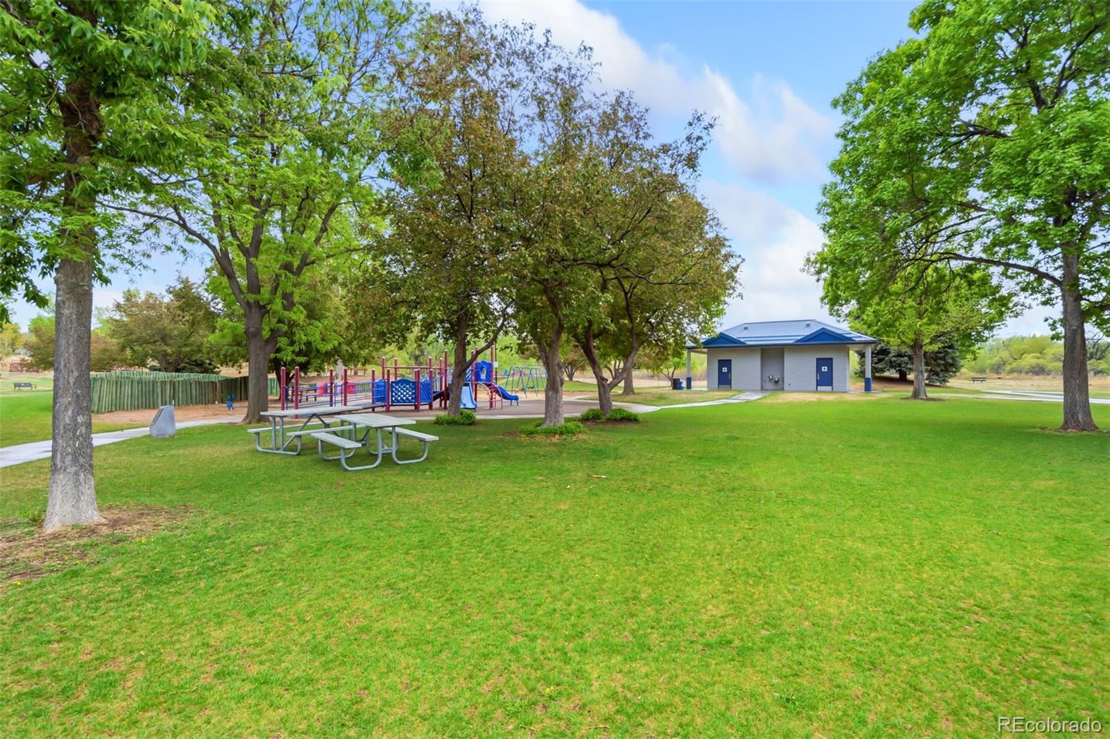 MLS Image #44 for 2762  nottingham square,fort collins, Colorado