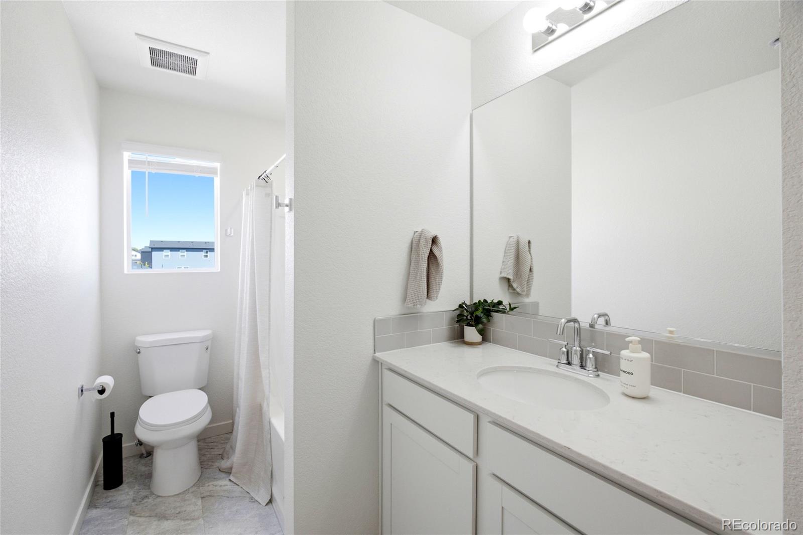 MLS Image #17 for 3720  kenai street,evans, Colorado
