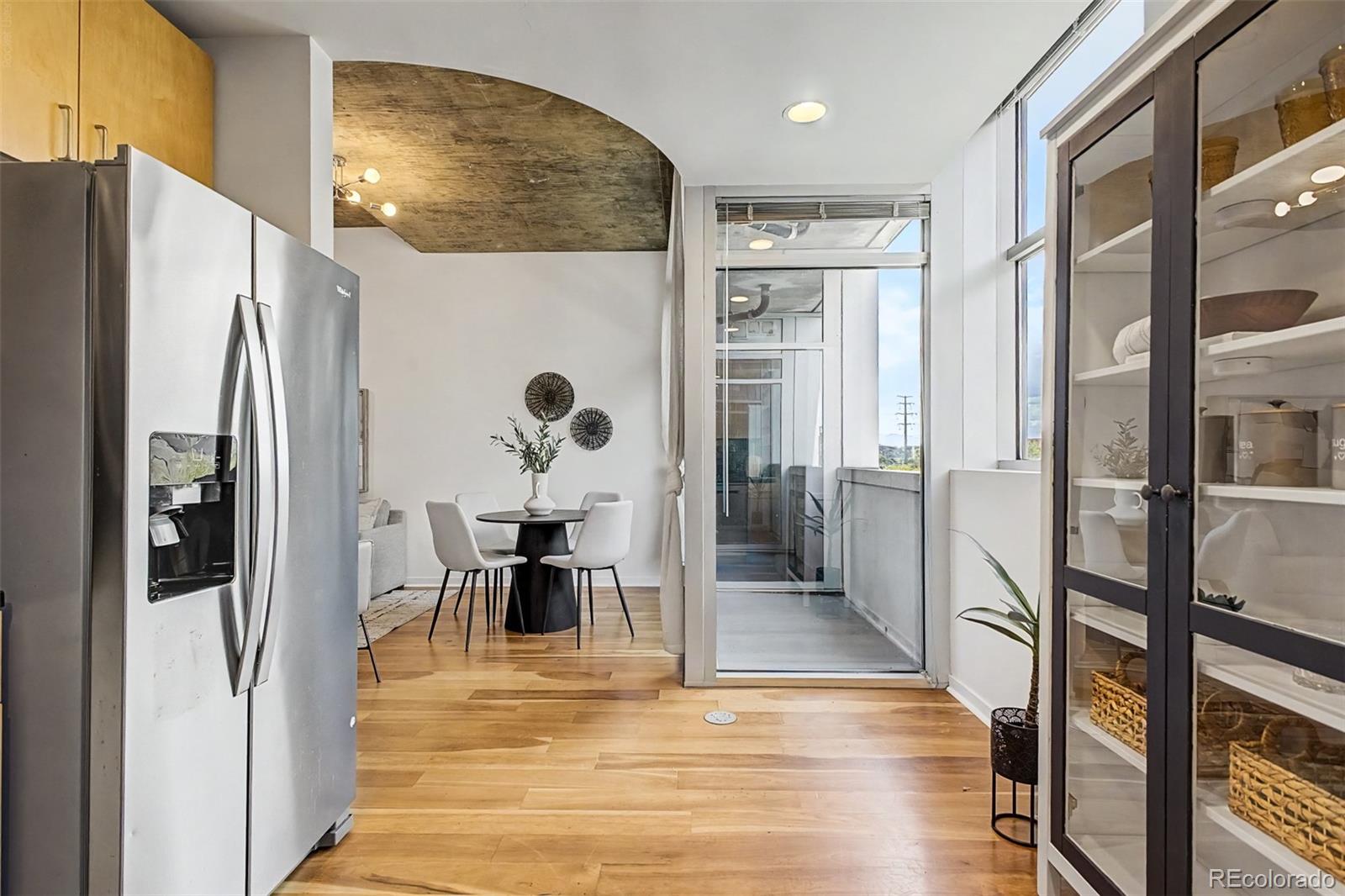 MLS Image #14 for 1700  bassett street,denver, Colorado