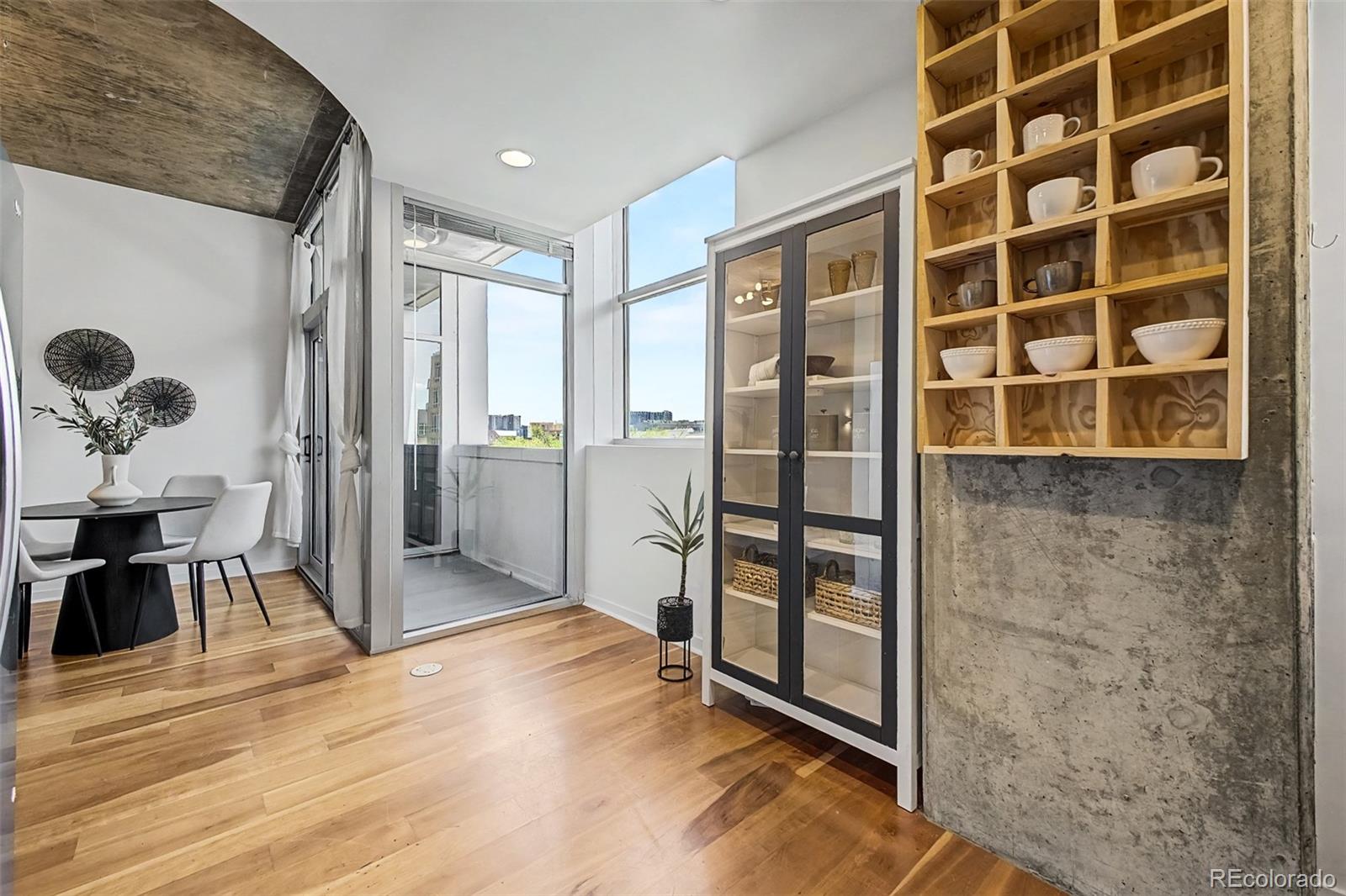 MLS Image #15 for 1700  bassett street,denver, Colorado