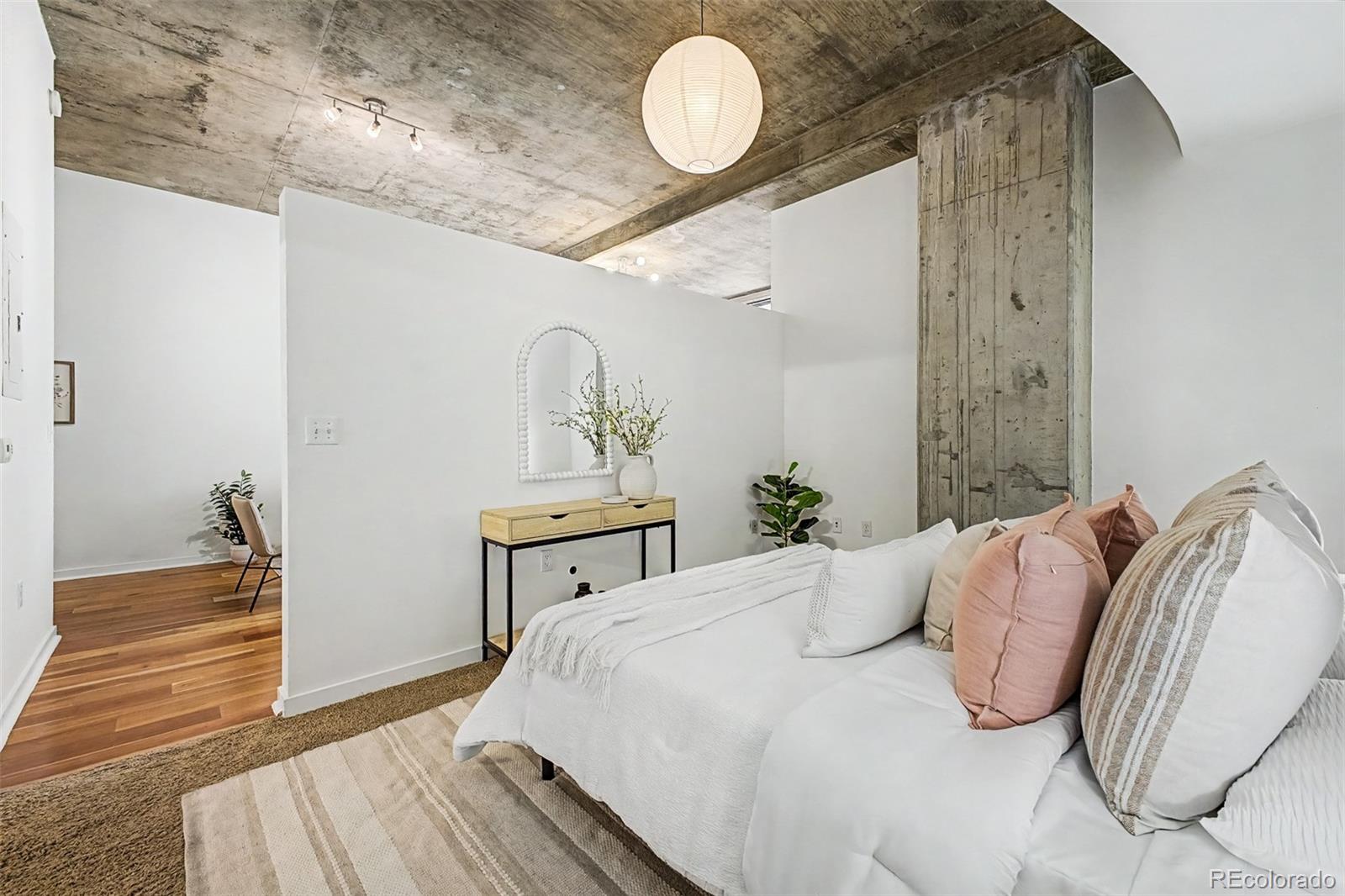MLS Image #19 for 1700  bassett street,denver, Colorado