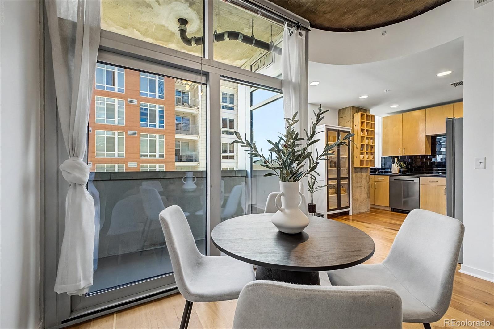 MLS Image #7 for 1700  bassett street,denver, Colorado
