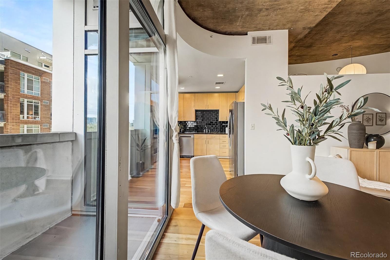 MLS Image #8 for 1700  bassett street,denver, Colorado