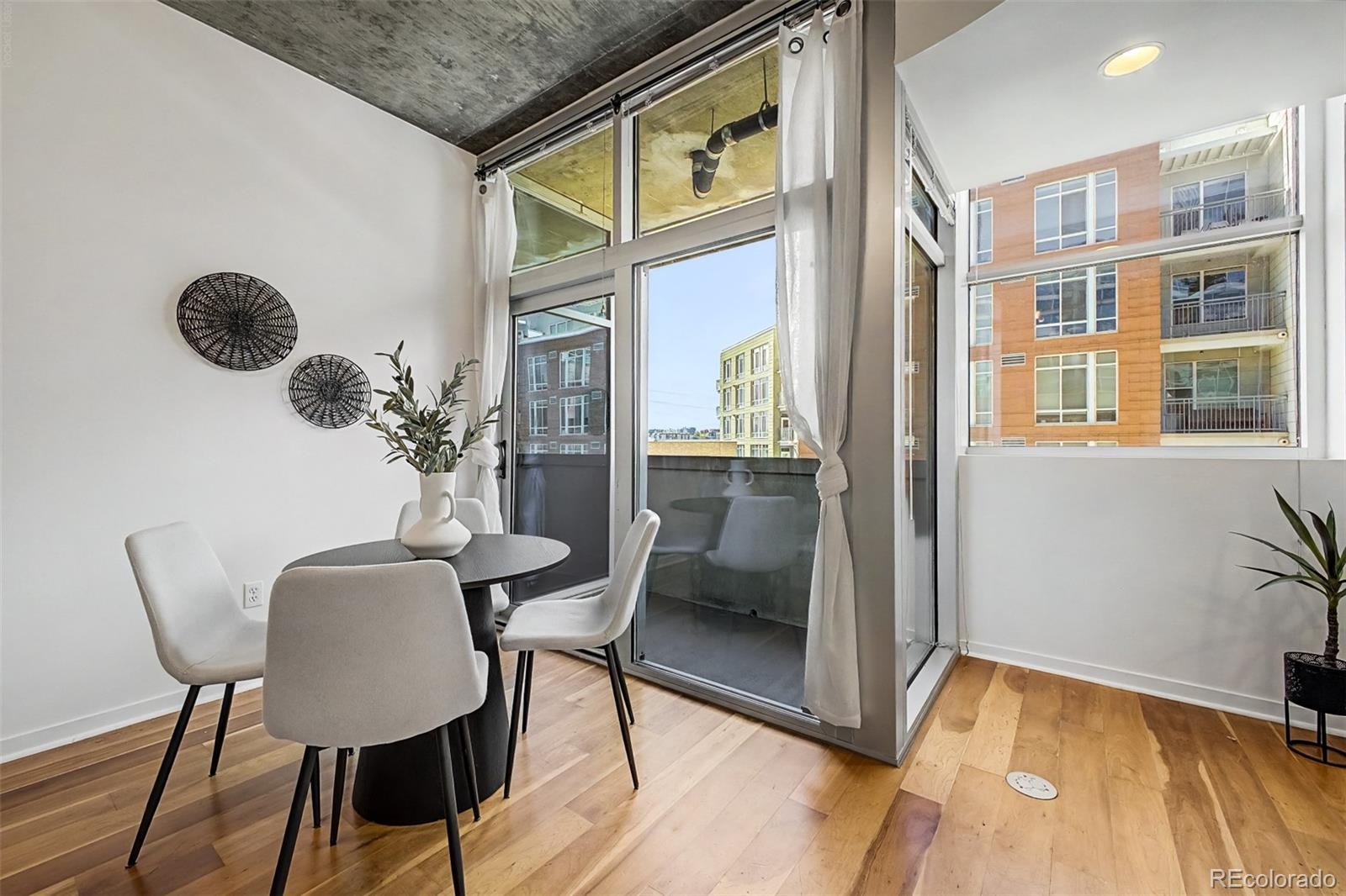 MLS Image #9 for 1700  bassett street,denver, Colorado